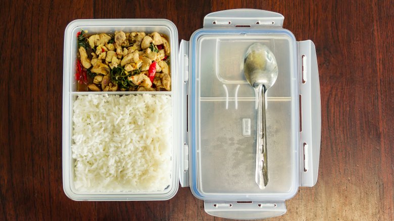 Keluarga Kerajaan Inggris Punya Kebiasaan Makan Unik